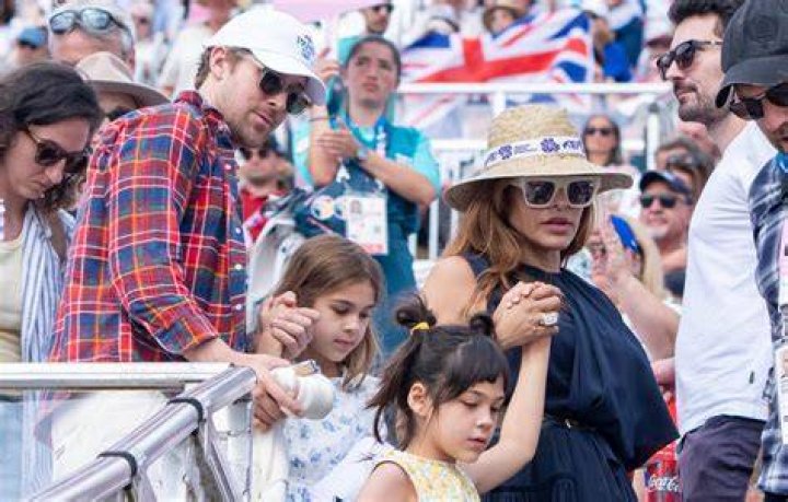 Who Is Donna Gosling, Ryan Gosling’s Mum?