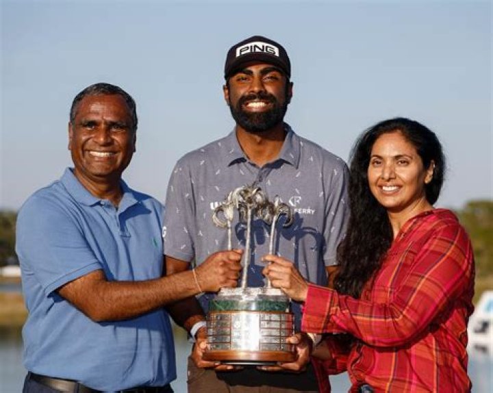 Who Is Golfer Sahith Theegala Caddie Carl Smith?