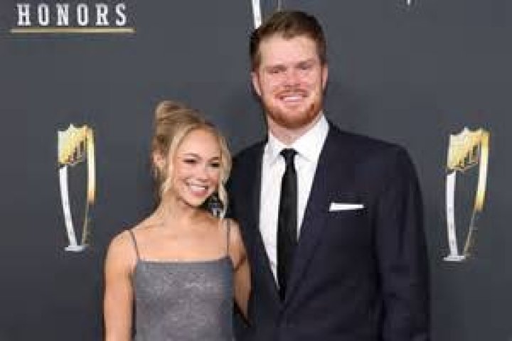 Who Is Sam Darnold Wife? Is He Married To Claire Kirksey?