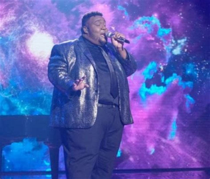 Willie Spence Biography, Net Worth, Age, Songs, Weight , Family, Facts
